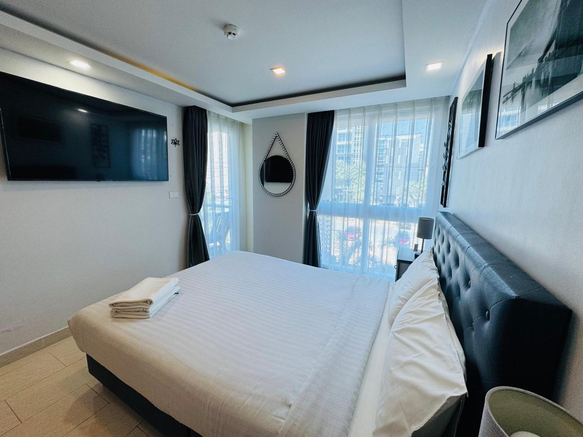 Grand Avenue Conde Pattaya Lägenhet Exteriör bild