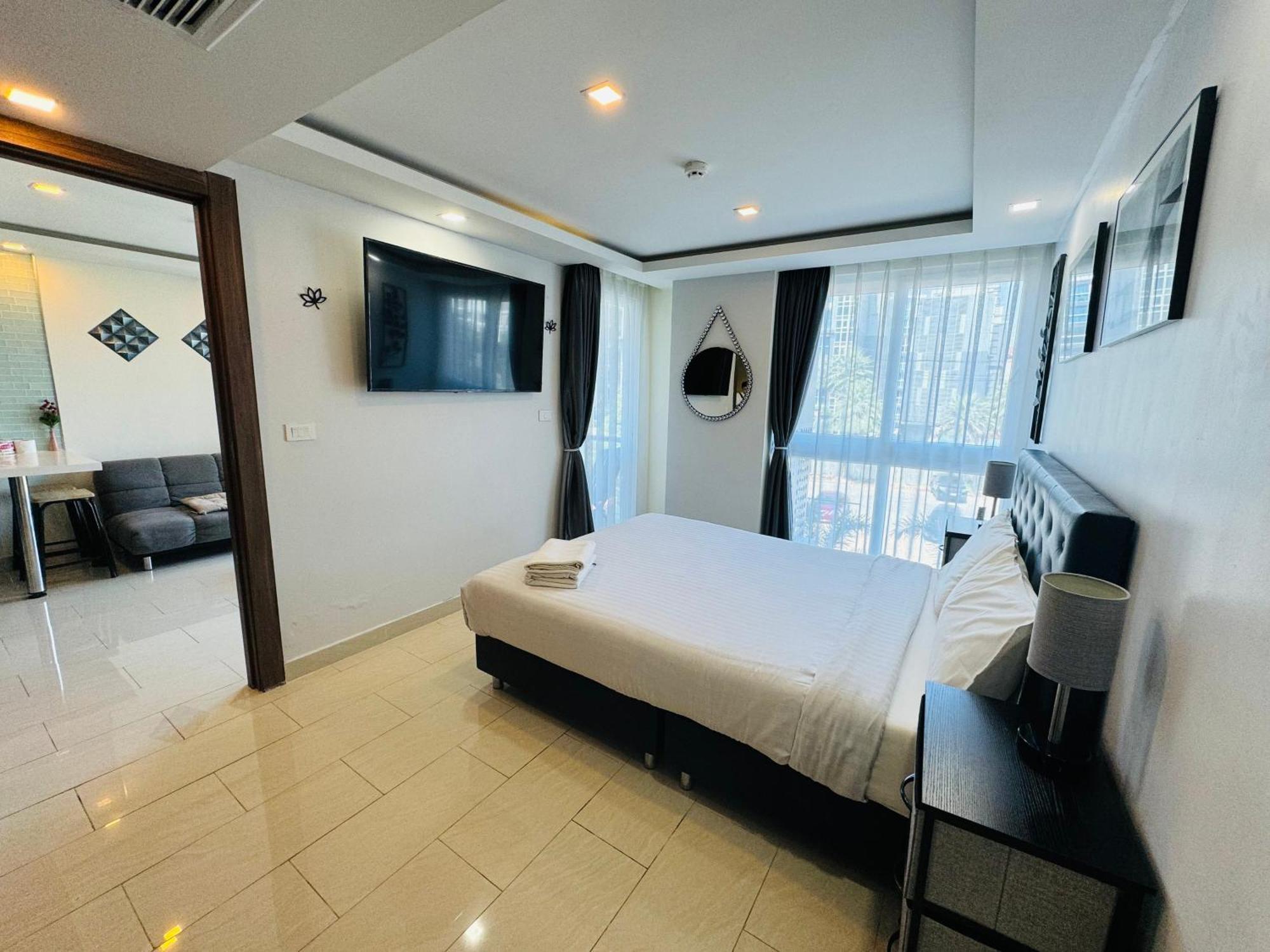Grand Avenue Conde Pattaya Lägenhet Exteriör bild